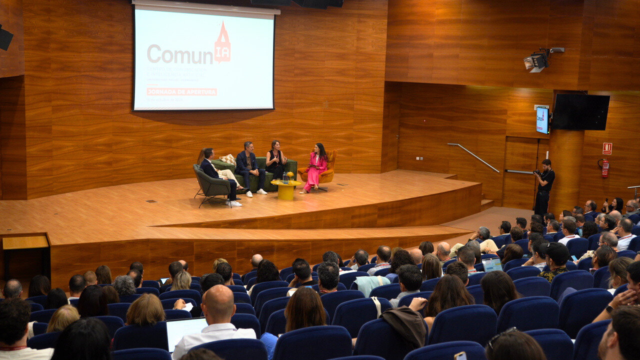 Cinco claves de ComunIA para entender cómo la IA está transformando la comunicación